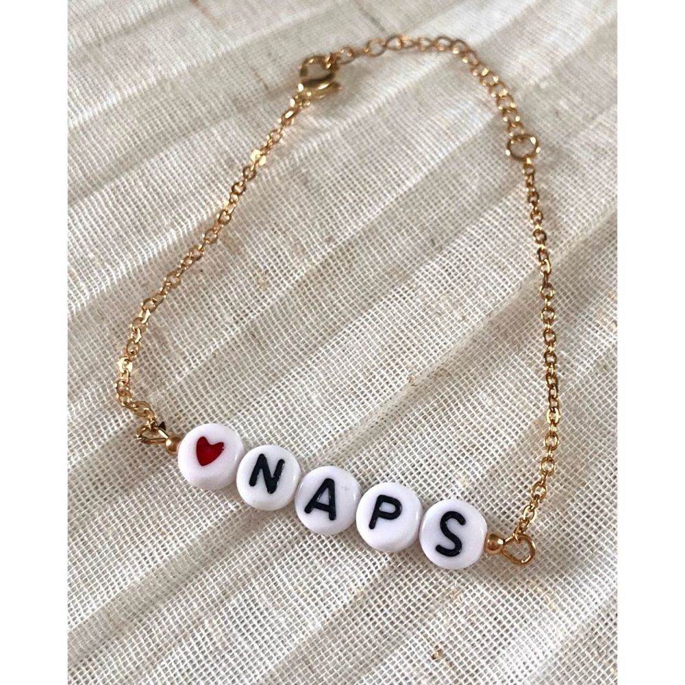 💐3/$12 “❤️ NAPS” Bracelet Dainty Goldtone Alphabet Beads New In Box